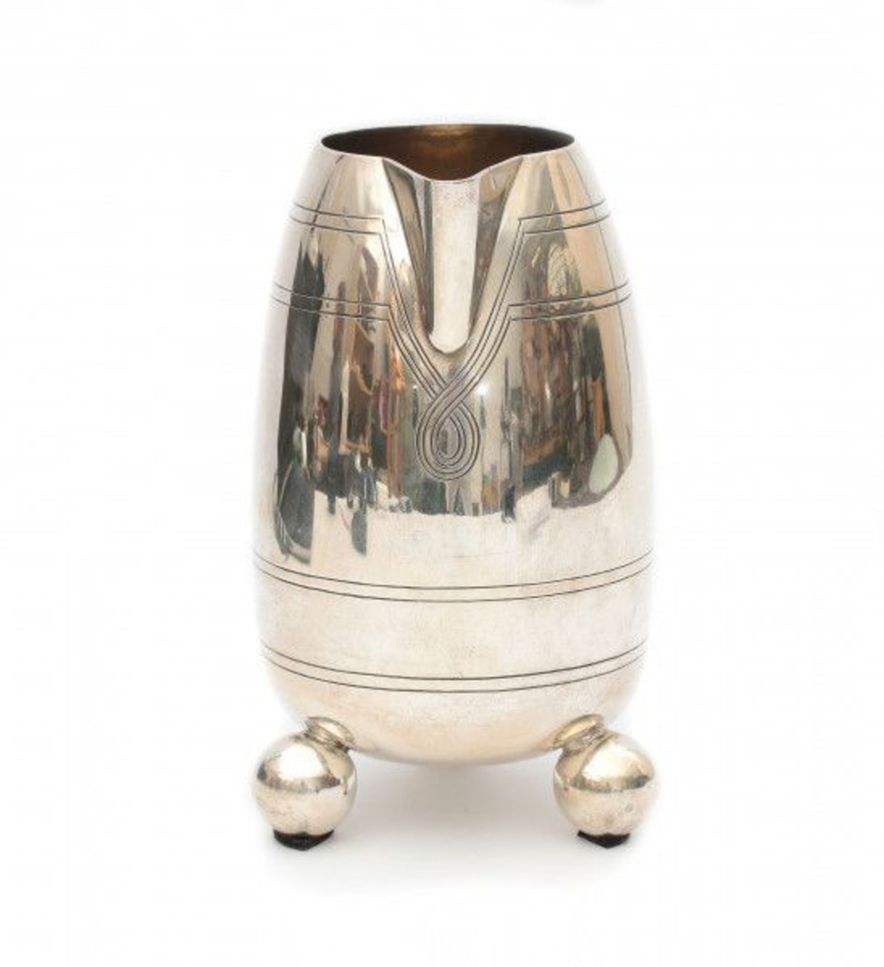 Henry John Lias & Henry John Lias, LondonAn English silver waterjug, 1875-1876, also marked for - Bild 2 aus 3