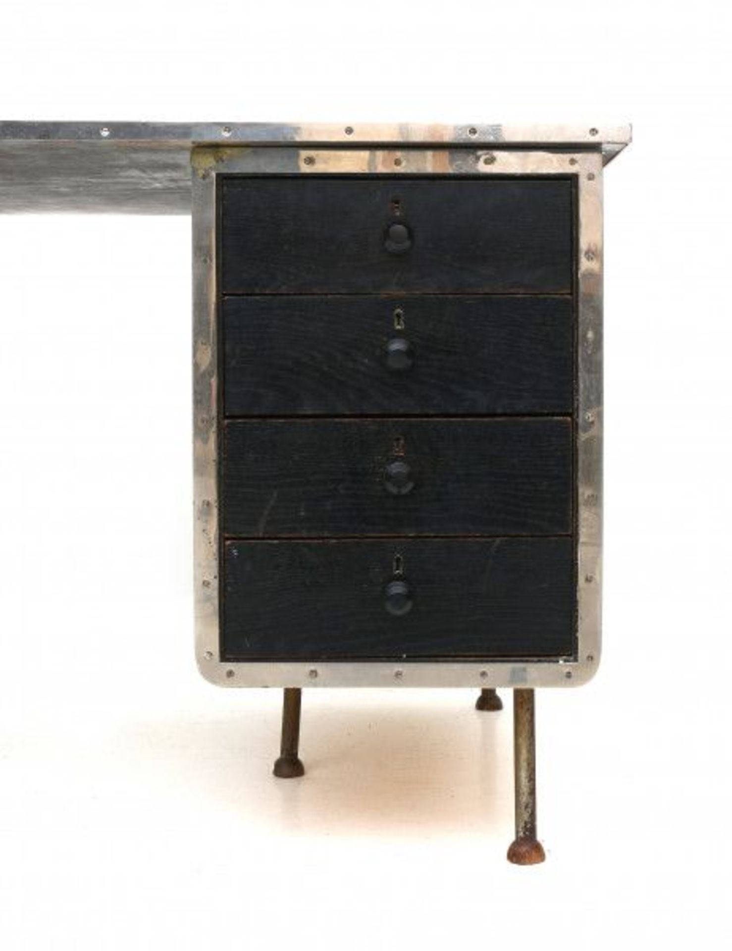 Sybold van Ravesteyn (1889-1983)A rare twin pedestal desk, black lacquered wood and white lacquered - Bild 2 aus 6