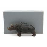 Lalique FranceAn amber coloured crystal rhinoceros, model 'Toba', signed underneath.11,5 x 16,5 x 7