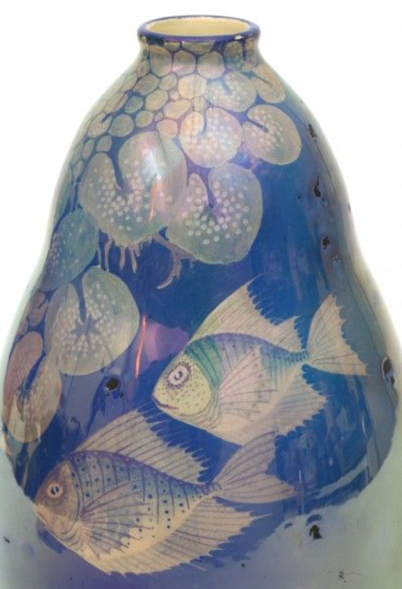 Christiaan Johannes Lanooy (1881-1948)A lustre glazed ceramic vase, decorated with fishes on a blue - Bild 3 aus 4