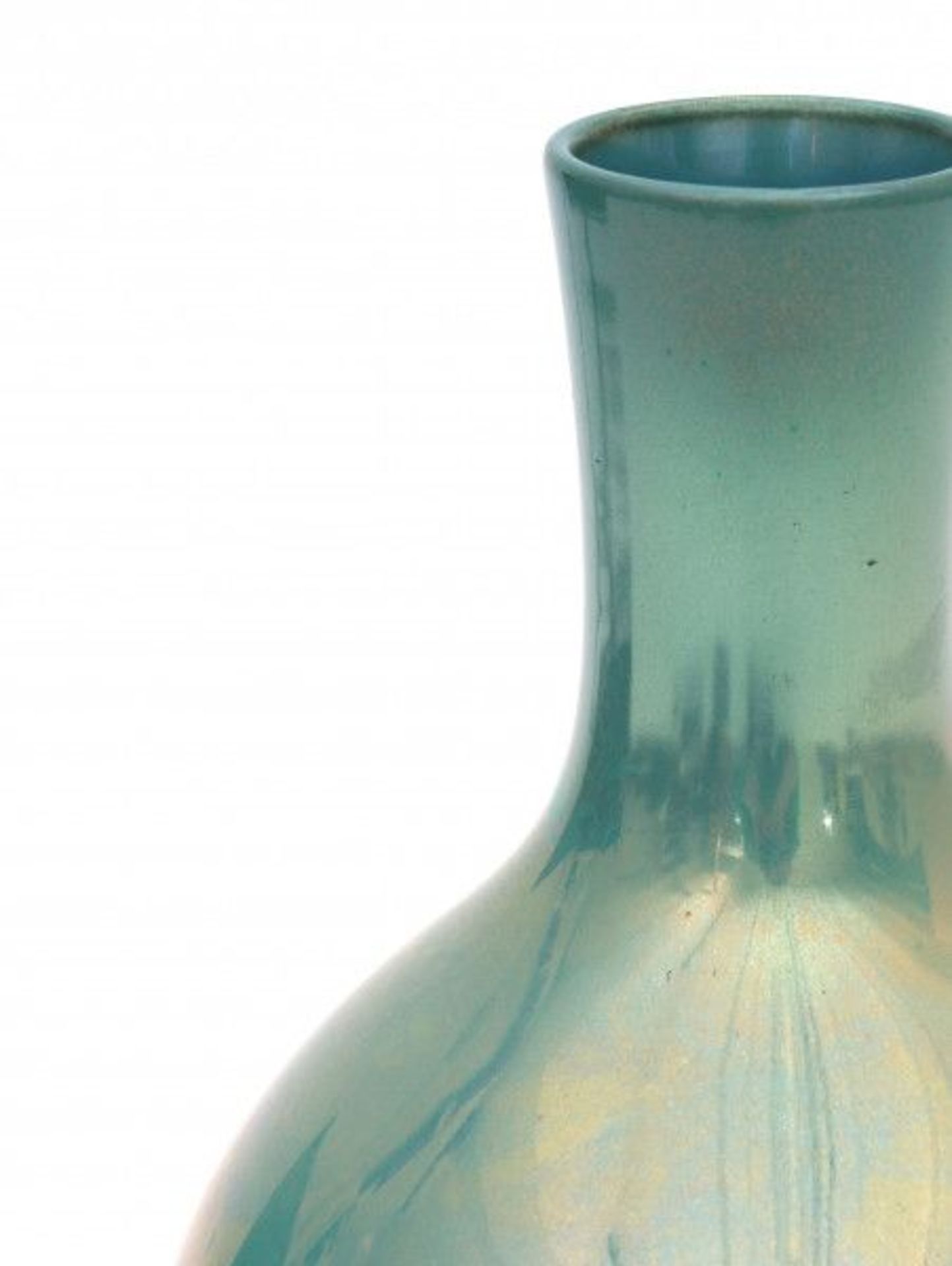 Kunstaardewerkfabriek St. Lukas (1909-1933)A blue ceramic vase with lustre glaze, signed underneath - Bild 2 aus 3