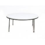 Paul McCobb (1917-1969)A wire steel coffee table with grey lacquered top, 1950s.39 cm. h. x 80 cm.