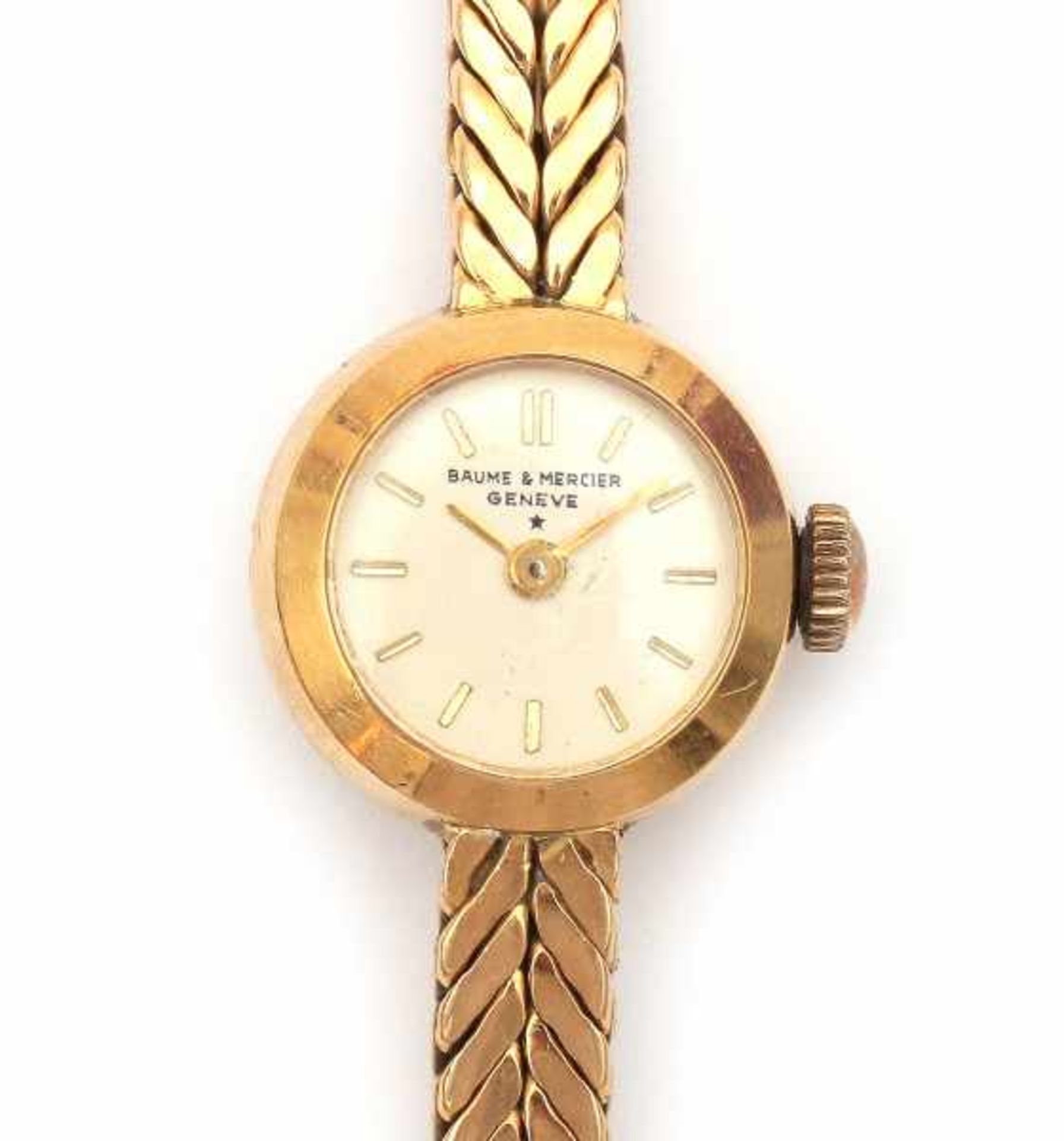 A n 18 carat yellow gold lady's wrist watch, with manual winding. 1950's - 1960's. Baume &