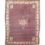 An oriental carpet, Bidjar. 20th century.Dimensions 330 x 226 cm.- - -29.00 % buyer's premium on the