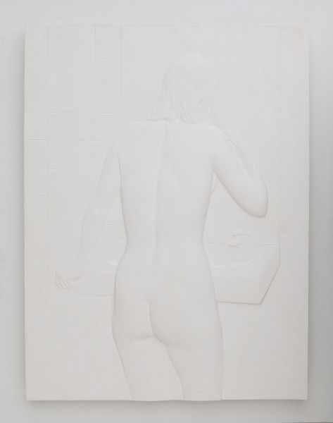 Jacques Verduyn (1946)A gypsum wall sculpture. Woman at her toilet. Signed lower right.133 x 100 x 9 - Image 2 of 2