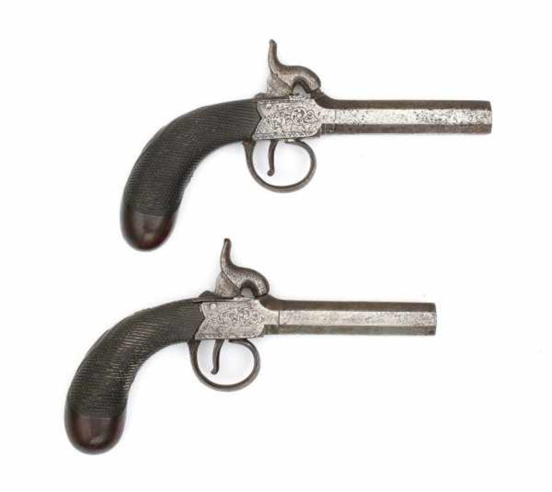 A pair of muzzle loading ladies percussion pistols, with carved walnut grips. Circa 1800Length 18 - Bild 2 aus 5