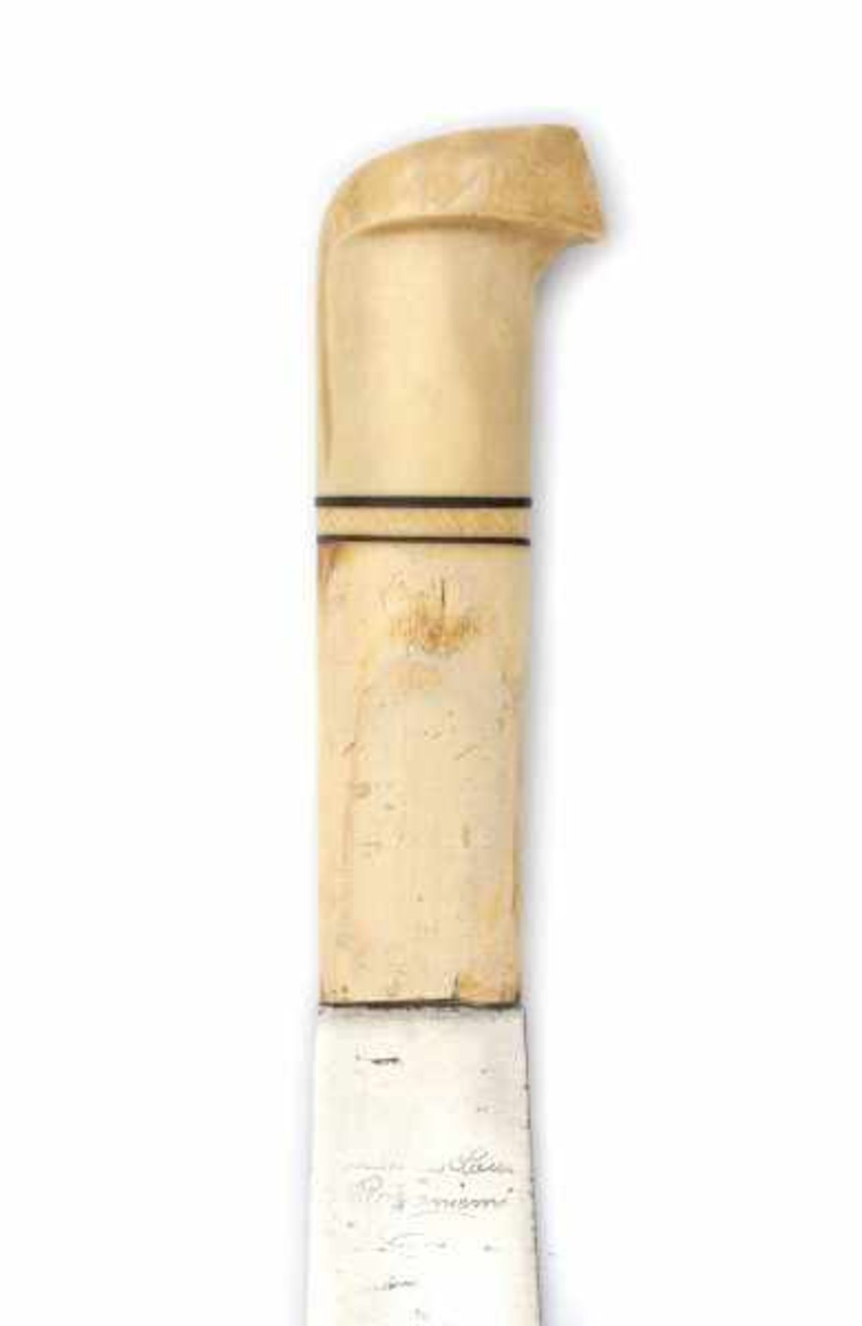 A 'Saami' knife, with reindeer horn handle, the blade signed and with engraved view on a camp. - Bild 4 aus 4