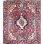 An oriental carpet, Heriz. 20th centuryDimensions 390 x 287 cm.- - -29.00 % buyer's premium on the
