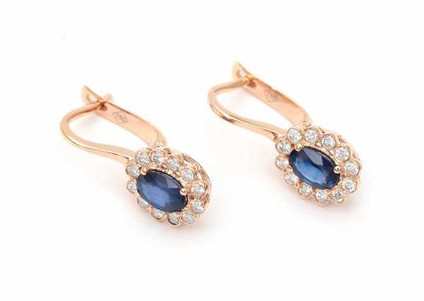 18 carat pink gold cluster earrings with sapphire and Diamond. Cluster design set with an oval cut