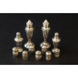 10 salt casters, sterling, wear and tear (10x) 27.00 % buyer's premium on the hammer price, VAT