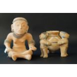 Two copies after Precolumbian sculptures, h. 22 and 40 cm (2x) 27.00 % buyer's premium on the