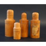 4 wooden apothecary jars, glass content is missing, h. 9-15 cm (4x) 27.00 % buyer's premium on the