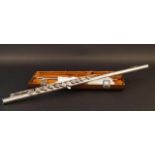 Flute, prelude, in case 27.00 % buyer's premium on the hammer price, VAT included