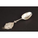 Silver birthday spoon, first amount, 18th/19th century, l. 30 cm, appr. 167 grams 27.00 % buyer's