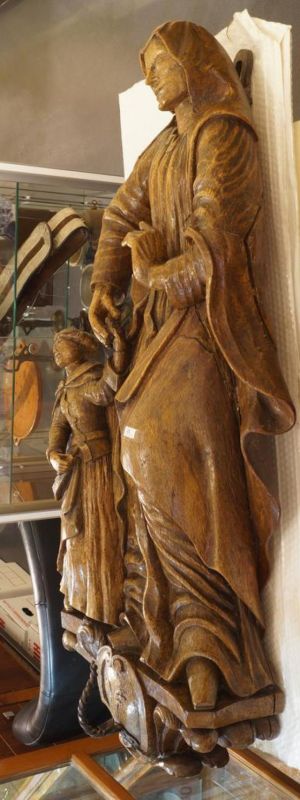 Wooden sculpture, 18th/19th century, Anna and Mary, slightly damaged, l. 126 cm.