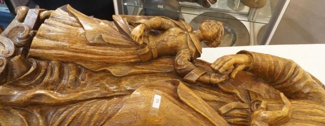 Wooden sculpture, 18th/19th century, Anna and Mary, slightly damaged, l. 126 cm. - Image 2 of 3