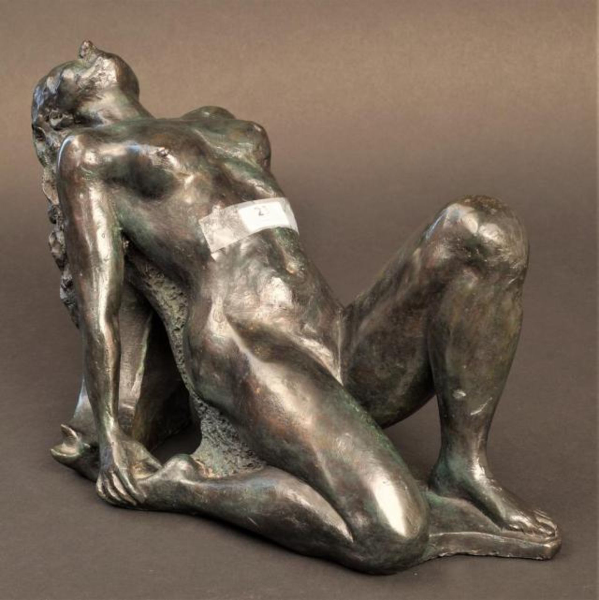 Christina Biessels, bronze sculpture, Nude lady, monogram 'CB', 4/7, dim. 22 x 40 cm.