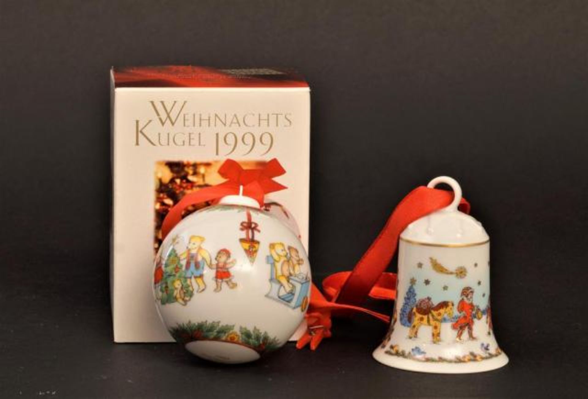 Porcelain christmas balls and bells, Ole Winter, different depictions (20x)