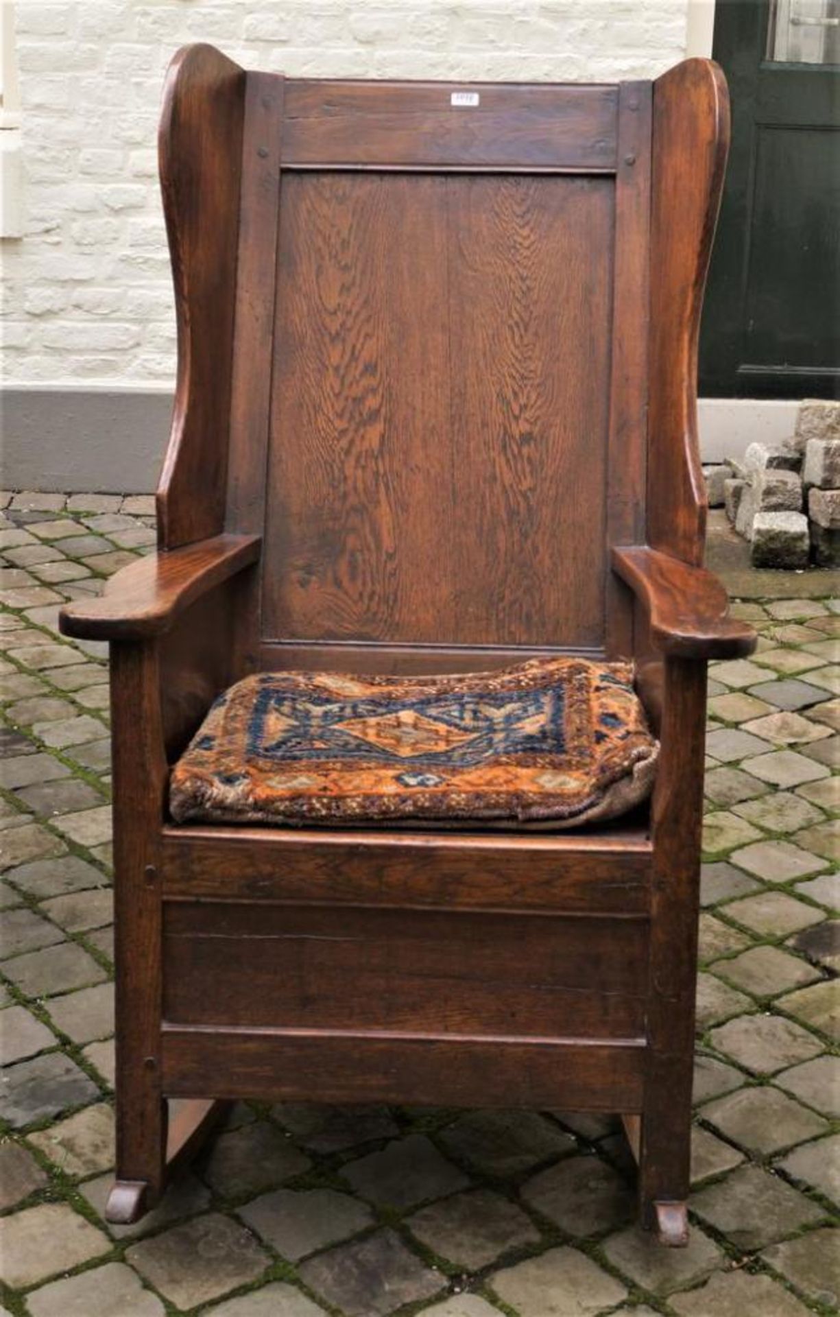 Oak rocking chair, 18th century, h. 115 cm. - Bild 2 aus 2