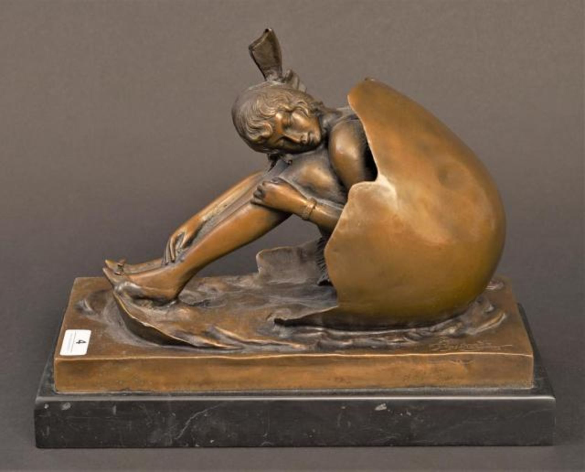 Bronze sculpture on marble base, Woman in flower, signed 'brunof', h. 20 cm.