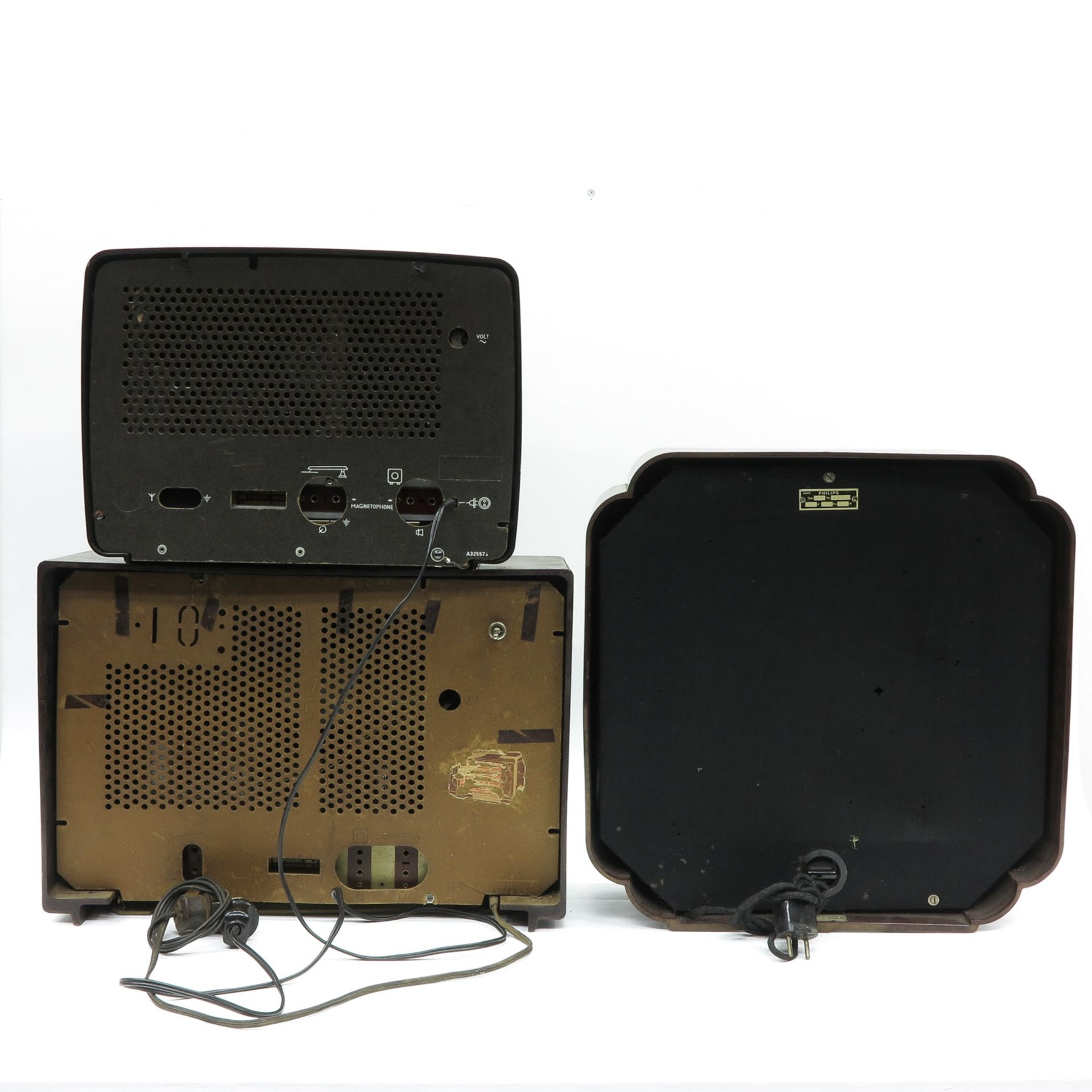 A Lot of 2 Bakelite Radios and Speaker - Bild 2 aus 2