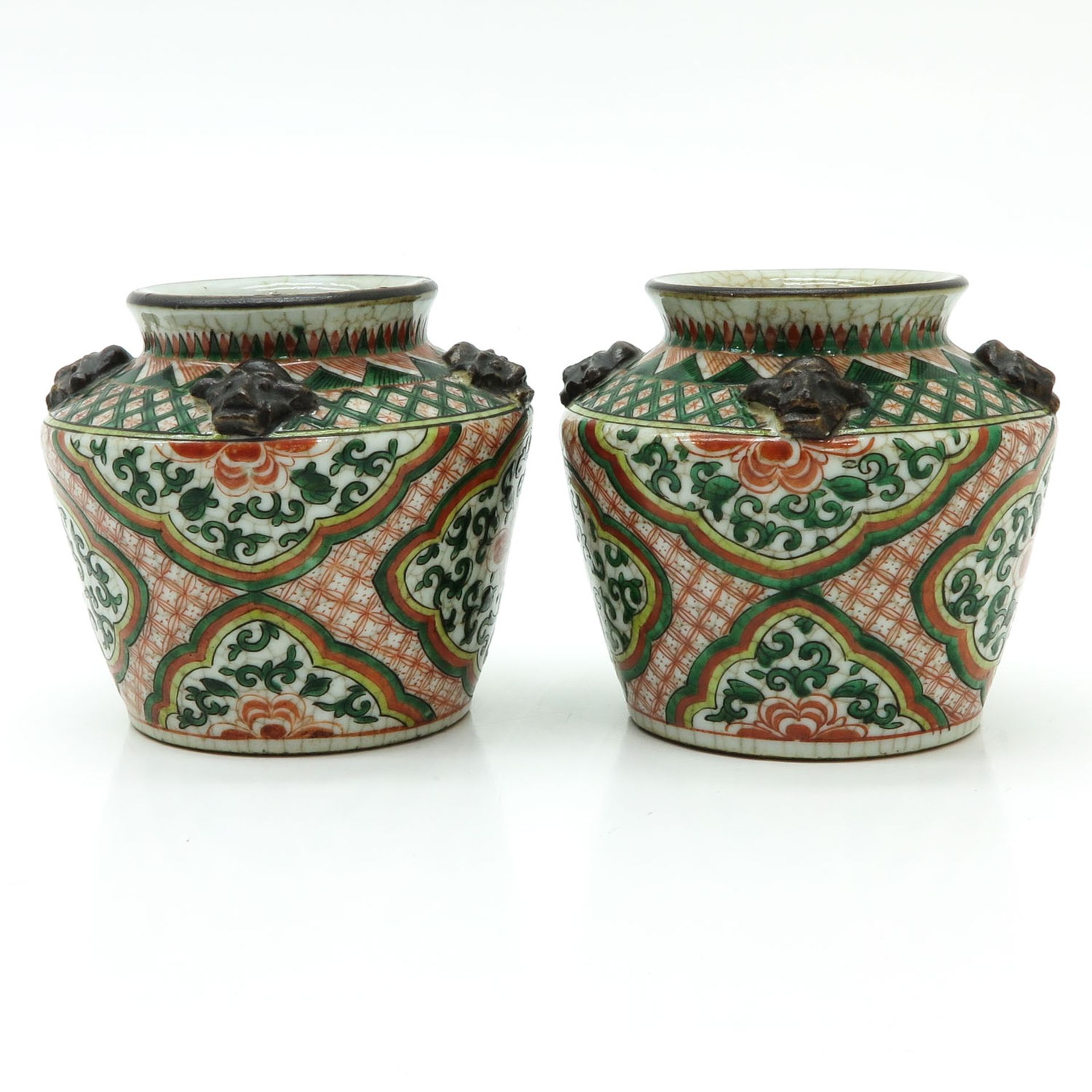 A Pair of Famille Verte Jars - Bild 2 aus 6