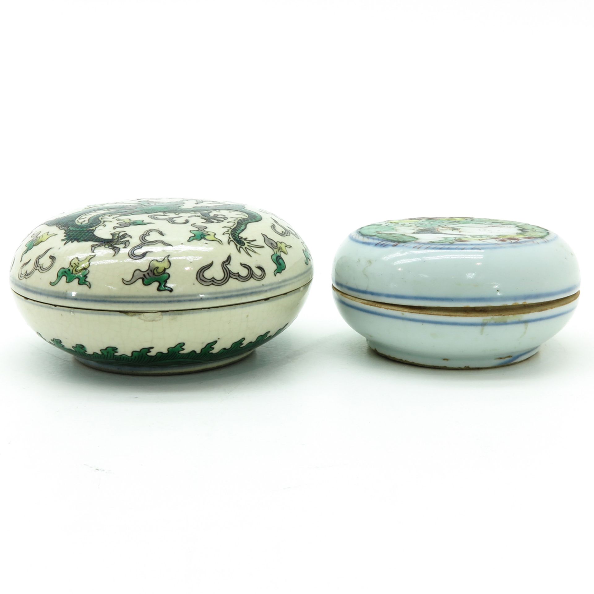 Two Covered Round Boxes - Bild 2 aus 6