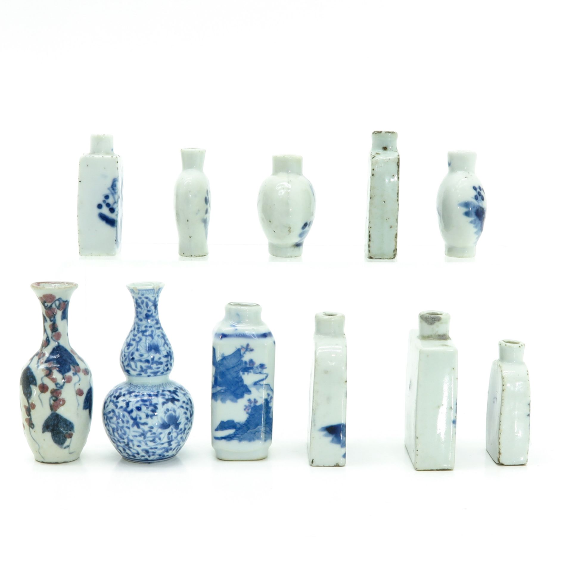 A Collection of Miniatures and Snuff Bottles - Bild 4 aus 6