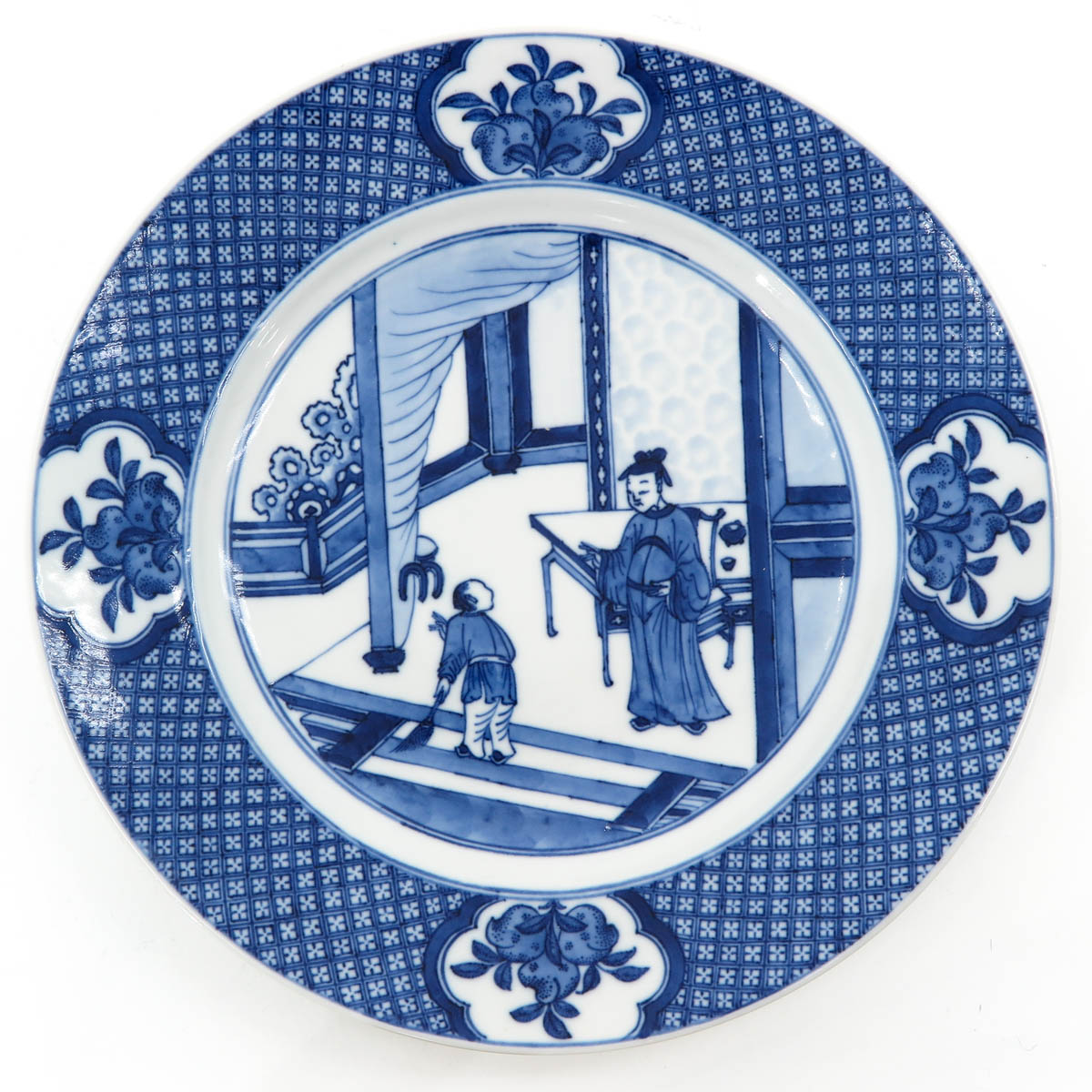 A Pair of Blue and White Decor Plates - Image 5 of 5