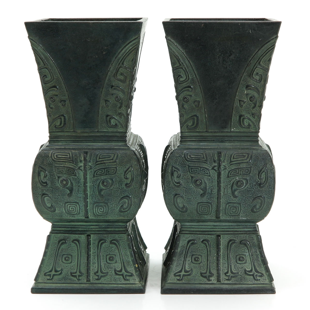 A Pair of Bronze Altar Vases - Image 4 of 6