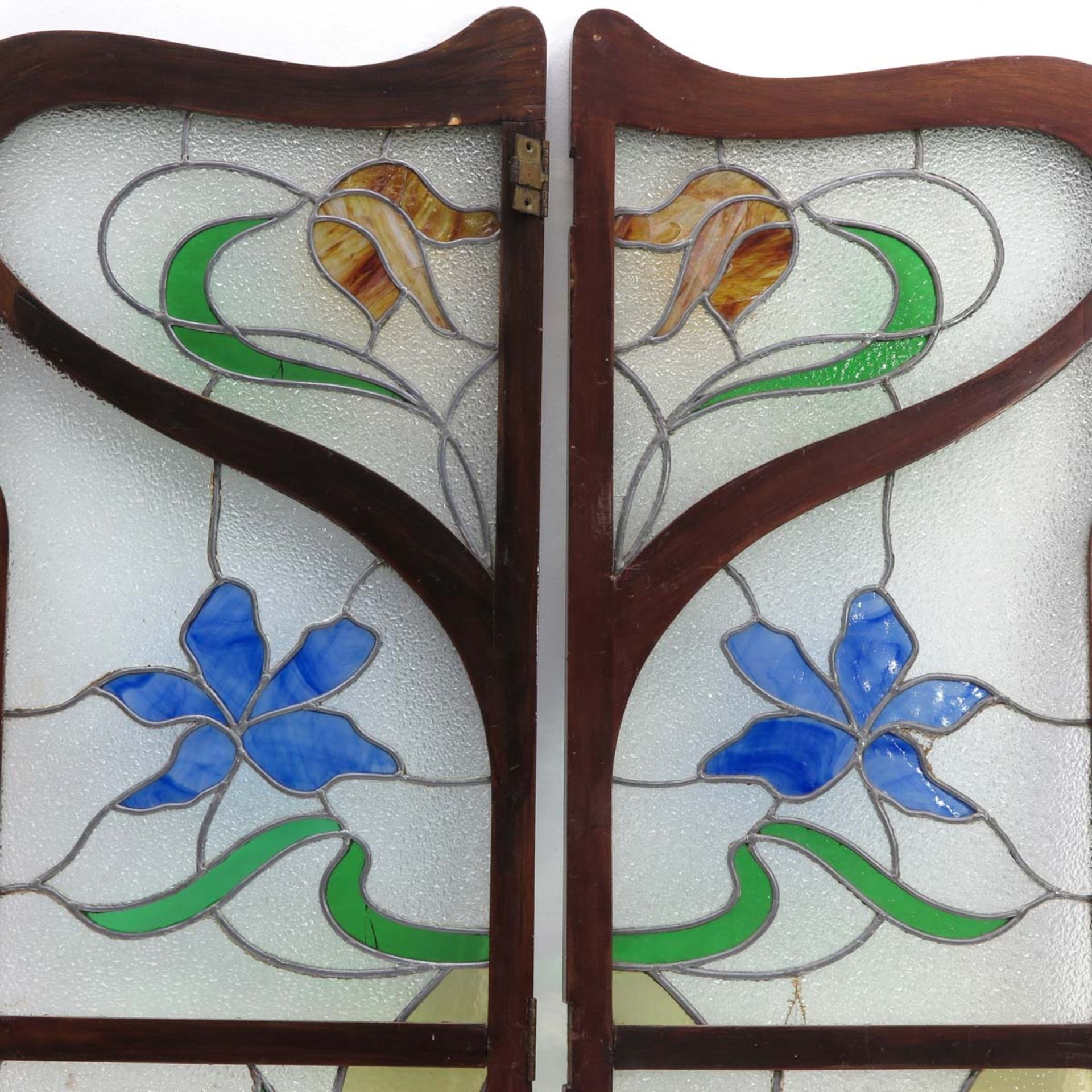 A Pair of Art Nouveau Stained Glass Panels - Bild 2 aus 3