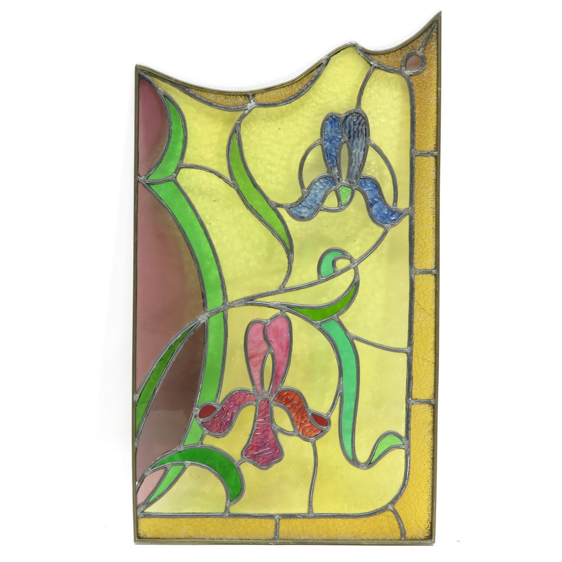 A Collection of Eight Art Nouveau Stained Glass Panels - Bild 8 aus 9