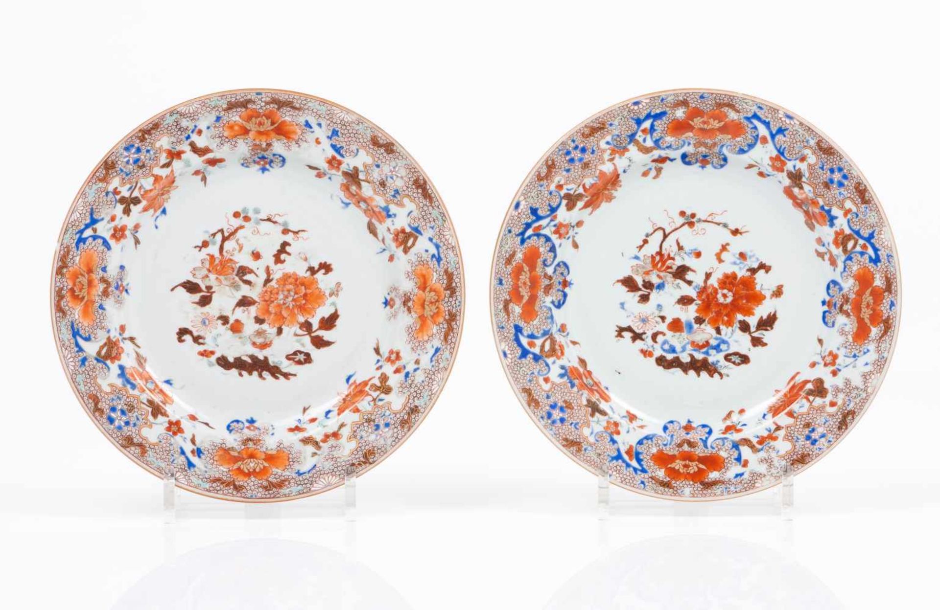 A pair of platesChinese export porcelainBlue and "cameau rose" floral decorationQianlong reign (