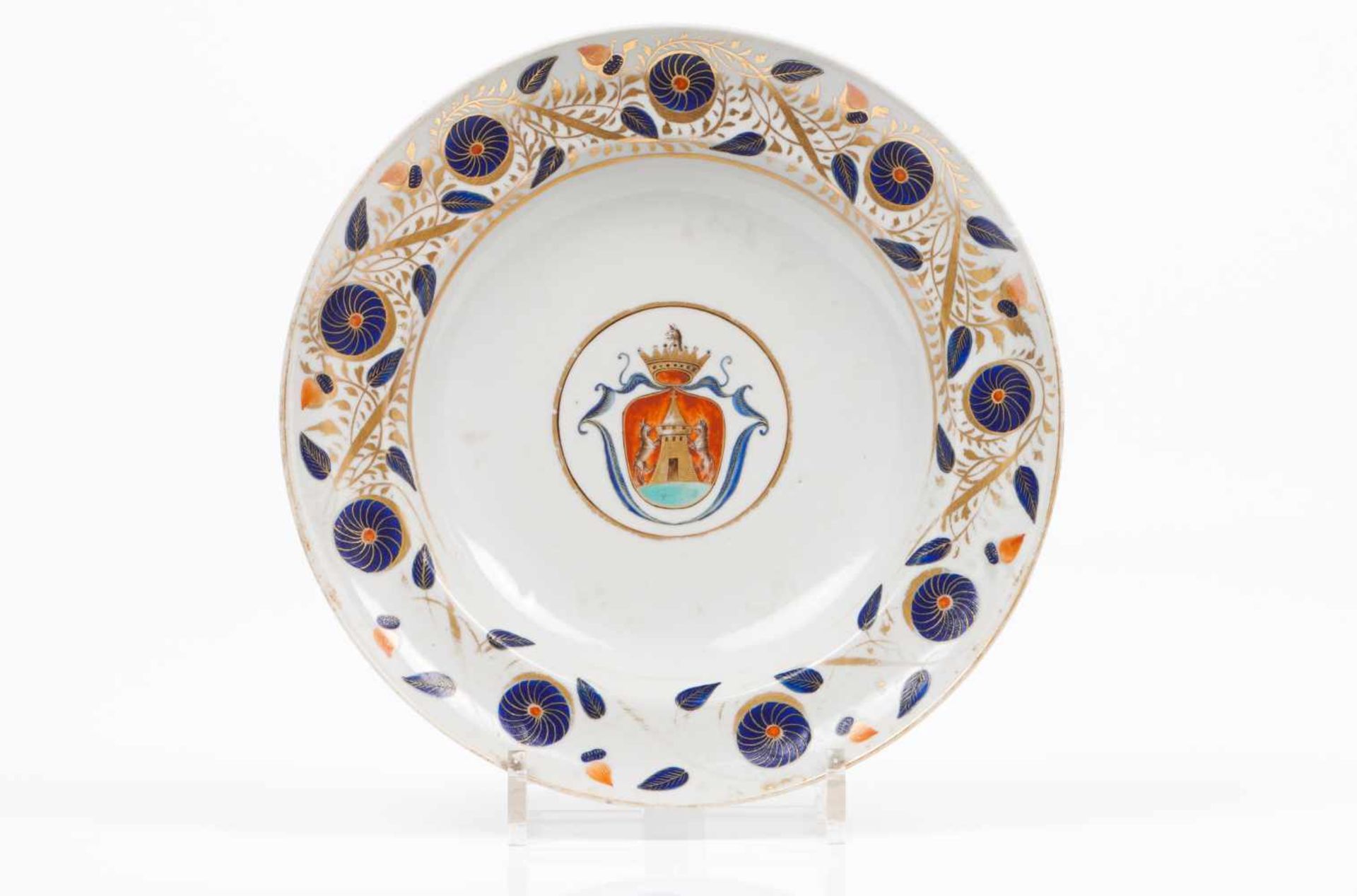 A soup plateChinese export porcelainPolychrome and gilt decoration with coat-of-arms of D. José