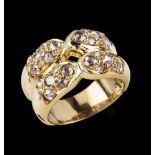 A ringGold; centre pierced double ring, set with 24 rose cut diamondsMid 20th C.Med.1812,7g