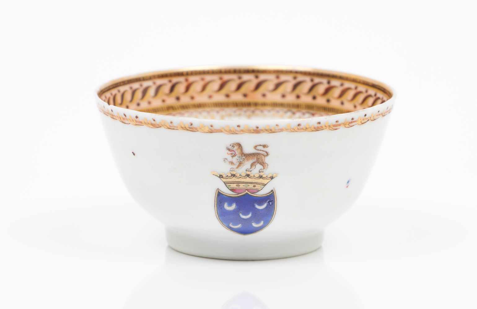 A bowlChinese export porcelainPolychrome decoration with armorial for Luís Pinto de Sousa