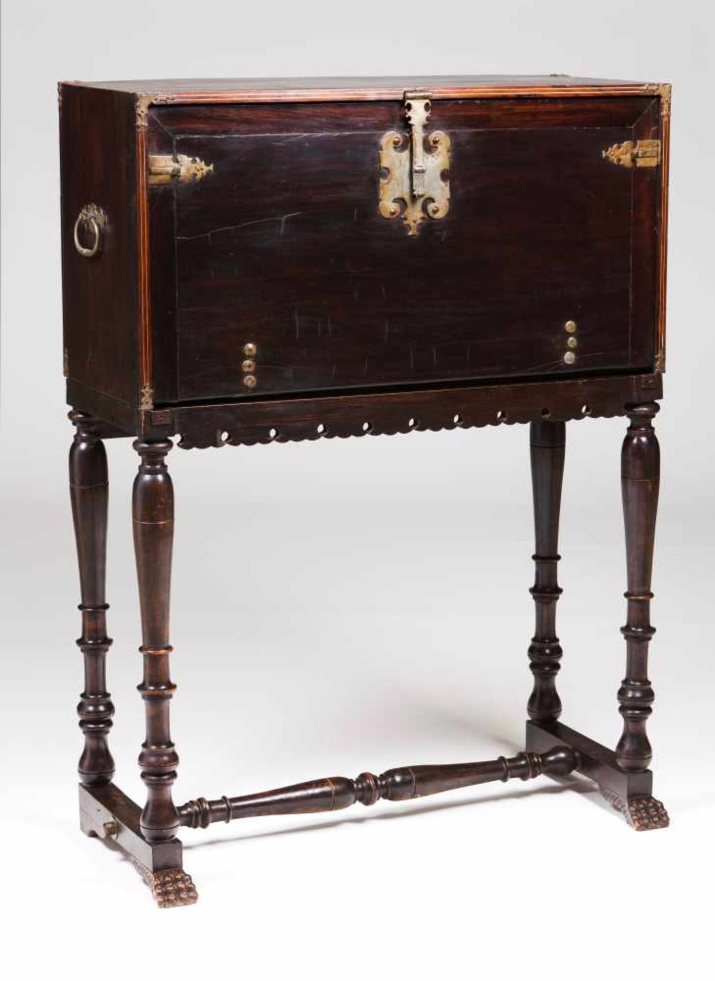 A Hispanic/Philippine cabinet on stand Rosewood with ivory filletingFlap top revealing thirteen - Bild 2 aus 2