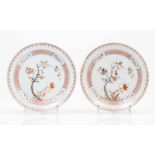 A pair of platesChinese export porcelainFloral trunk "Famille Rose" enamels decorationQianlong reign