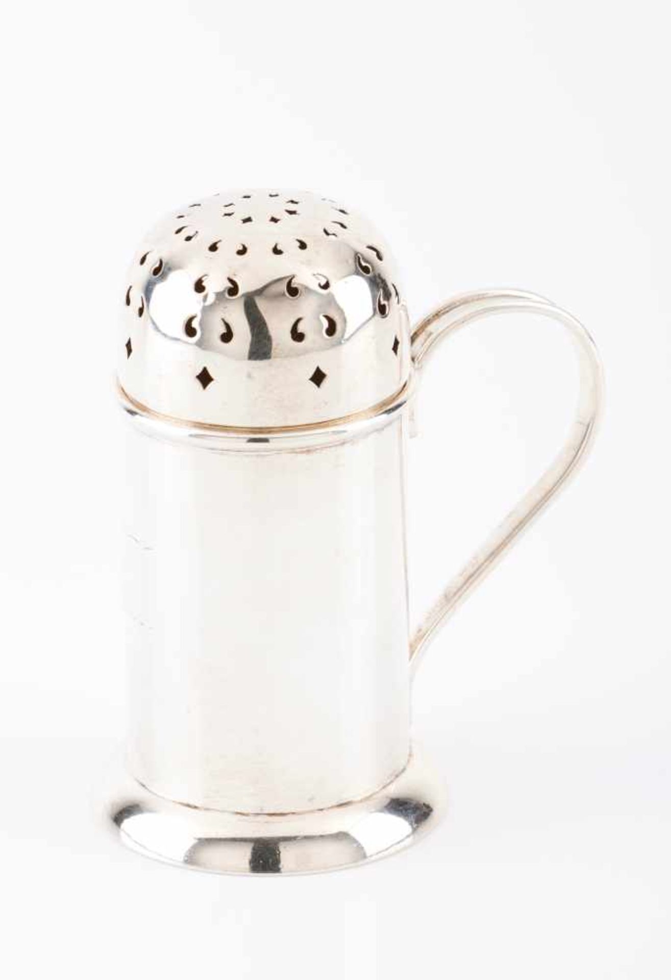 A cinnamon shakerScottish silverPlain body with engraved armorialEdinburgh assay mark for 1898 and
