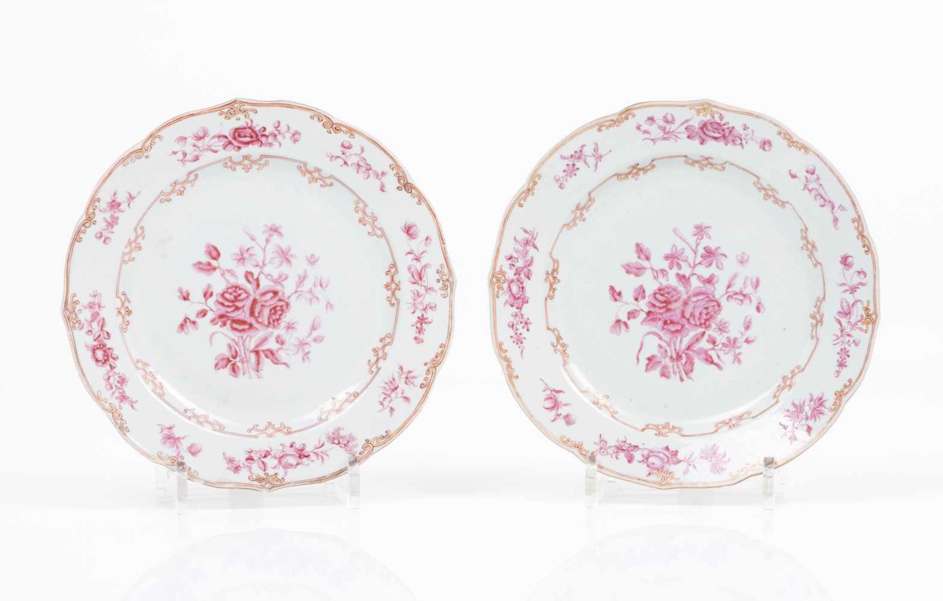 A pair of platesChinese export porcelainGilt and "cameau-rose" decorationQianlong reign (1736-