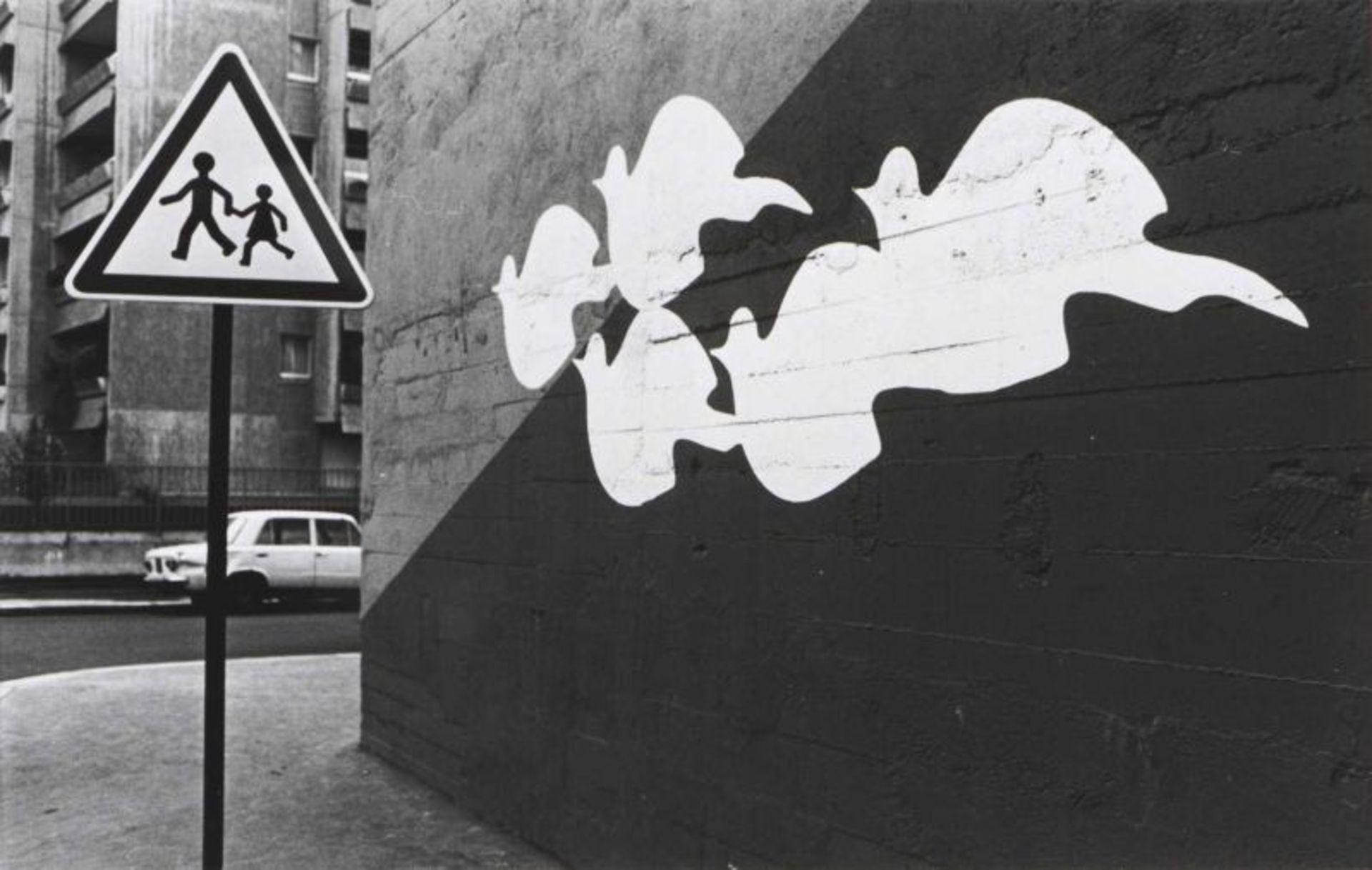 Robert Doisneau (1912-1994)UntitledGelatin silver print on paperOriginal setWith certificate of