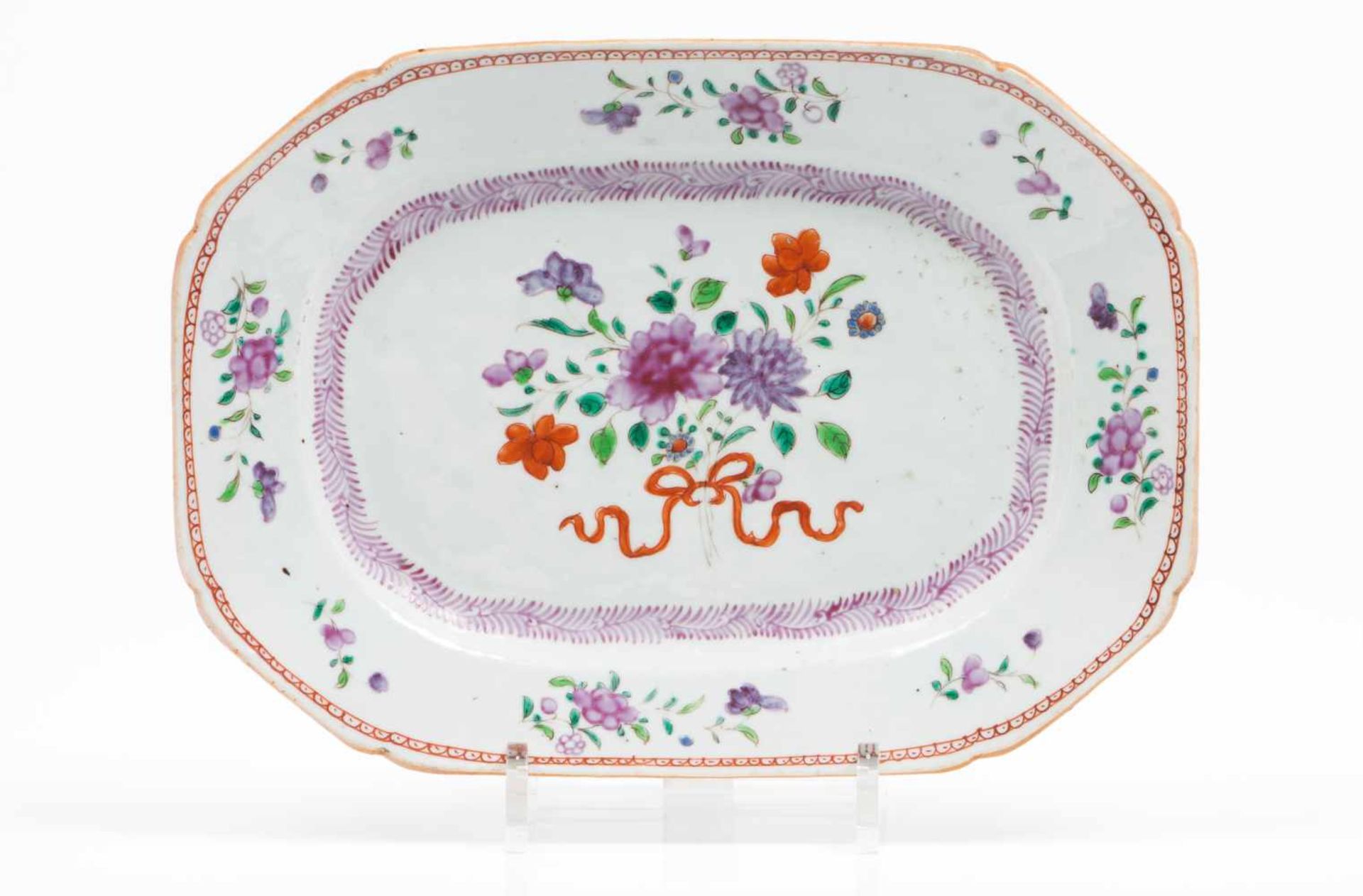 Octagonal platterChinese export porcelain Polychrome "Famille Rose" enamels decorationQianlong reign