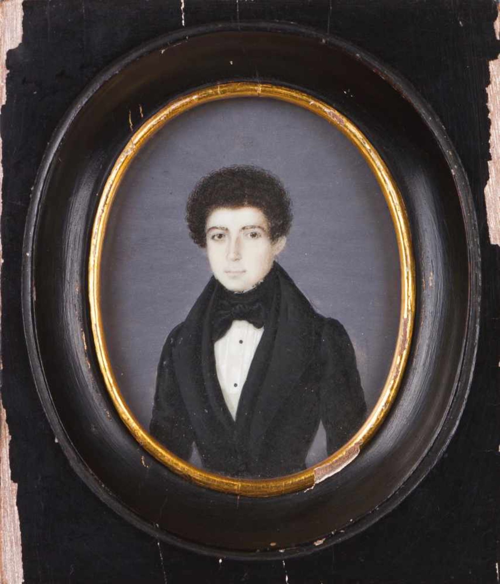 European school of the 19th centuryYoung man's portraitMiniature on ivory8,5x6,5 cm