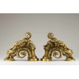 A pair of chenetsChiselled and gilt bronze with puttiFrance, 19th century37x40x13 cm- - -15.00 %