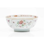 A bowlChinese export porcelainFloral "Famille Rose" enamelled decorationQianlong reign (1736-1795)