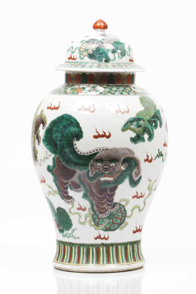 A lided potChinese porcelain"Famille Verte" enamelled decoration with lionsQing dynasty19th