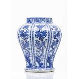 A pair of platesChinese export porcelainFloral, blue underglaze decorationQianlong reign (1736-