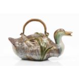 A "duck" teapot