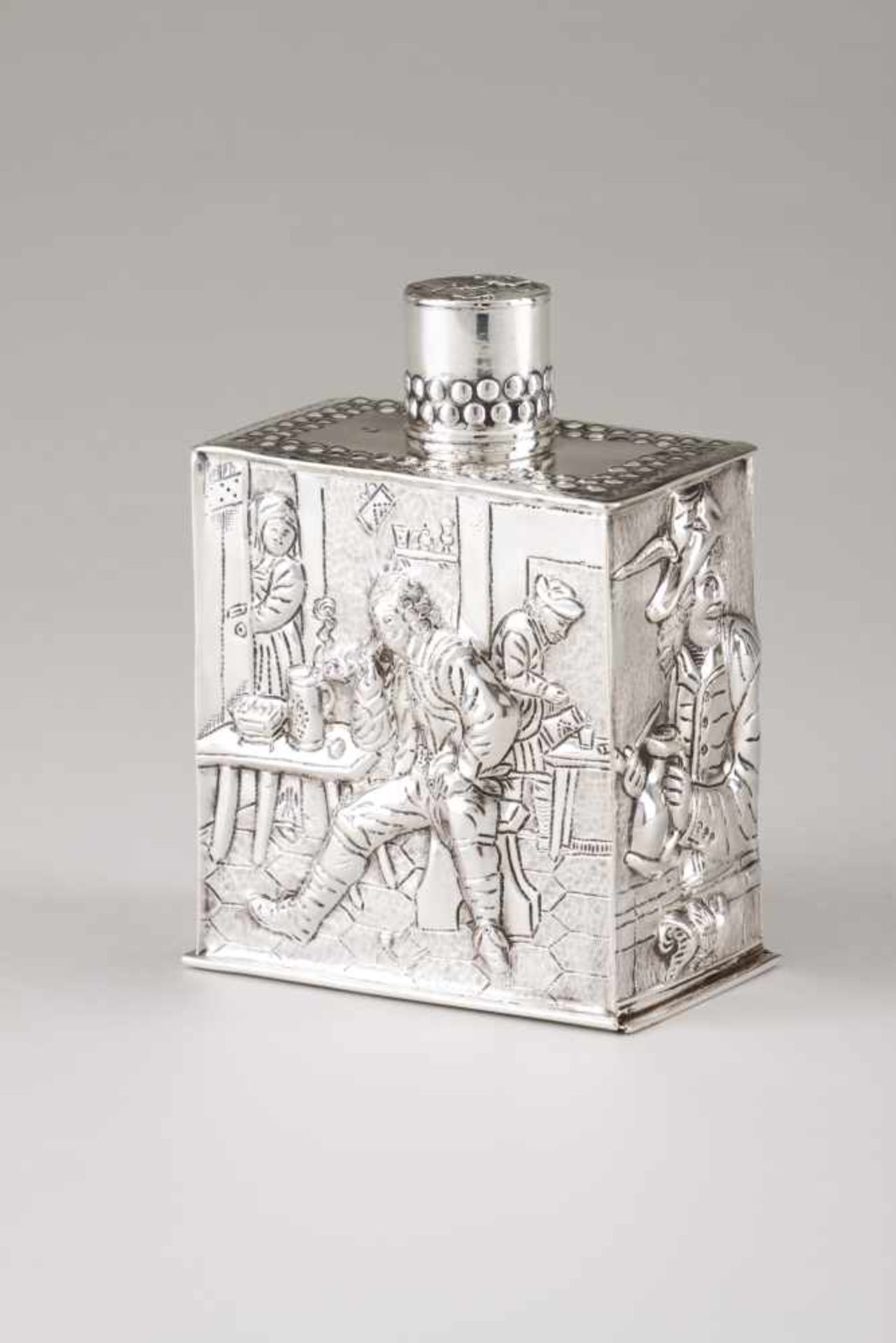 A tea caddy