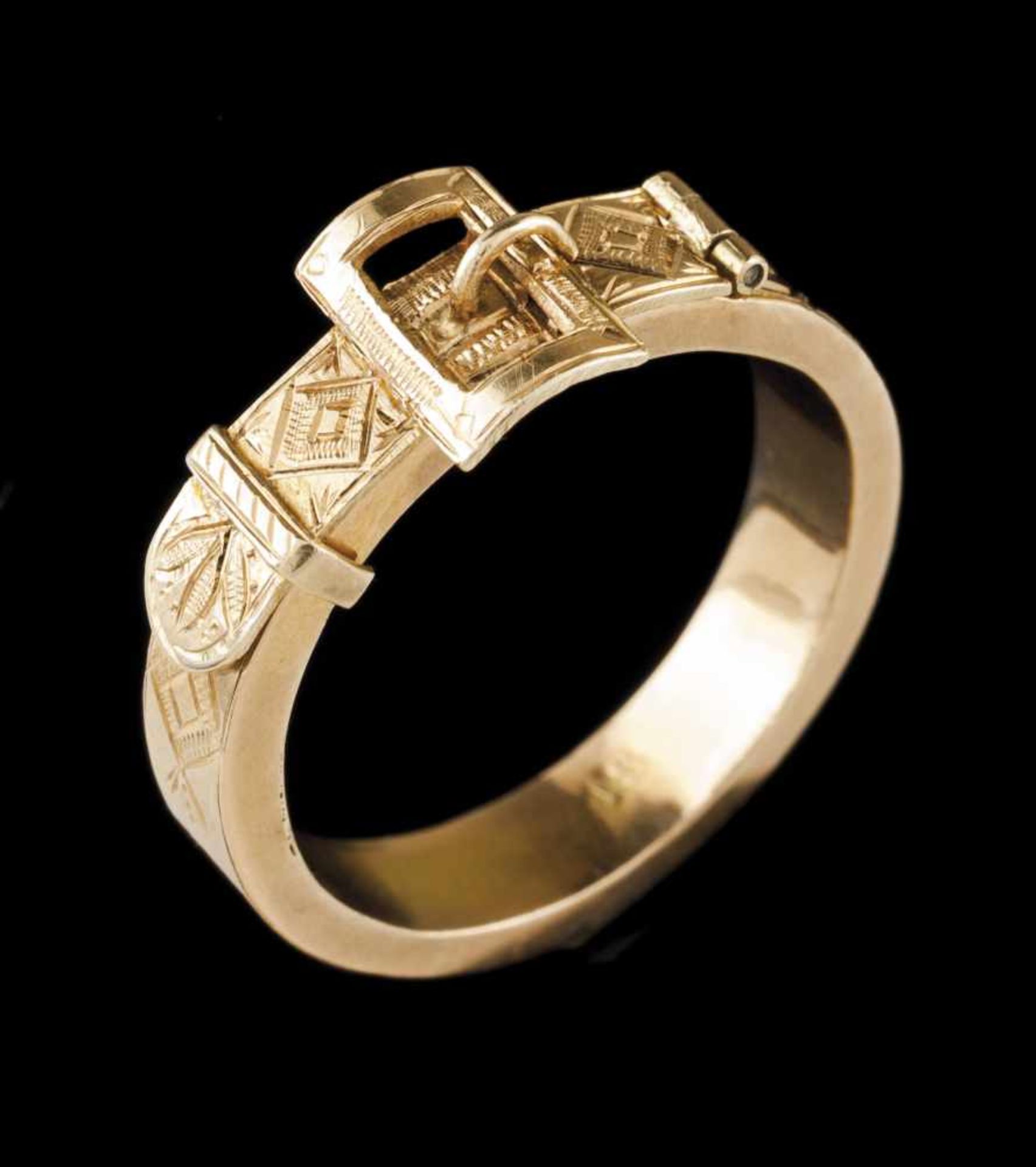 A Victorian reliquary ring